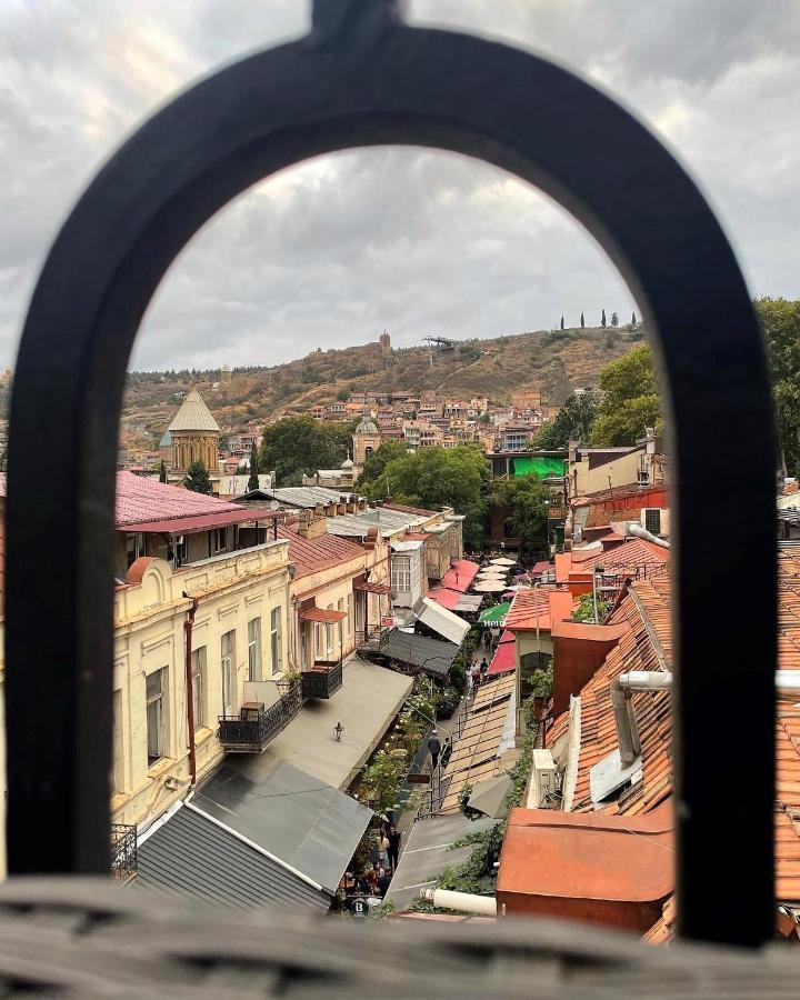 Barsuna Tiflis Exterior foto